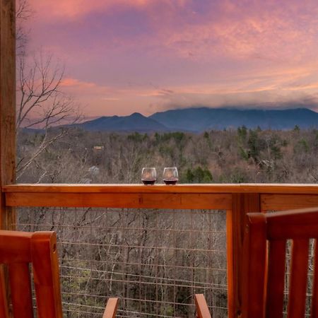 Tranquil Mountain Getaway By Ghosal Luxury Lodging Gatlinburg Extérieur photo