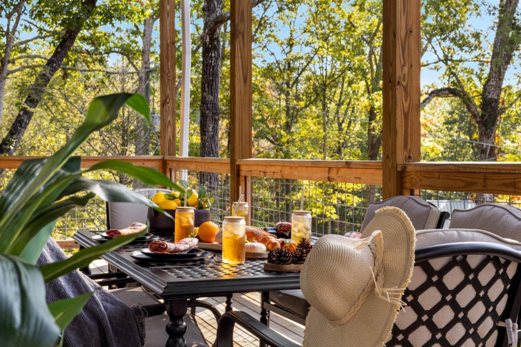 Tranquil Mountain Getaway By Ghosal Luxury Lodging Gatlinburg Extérieur photo