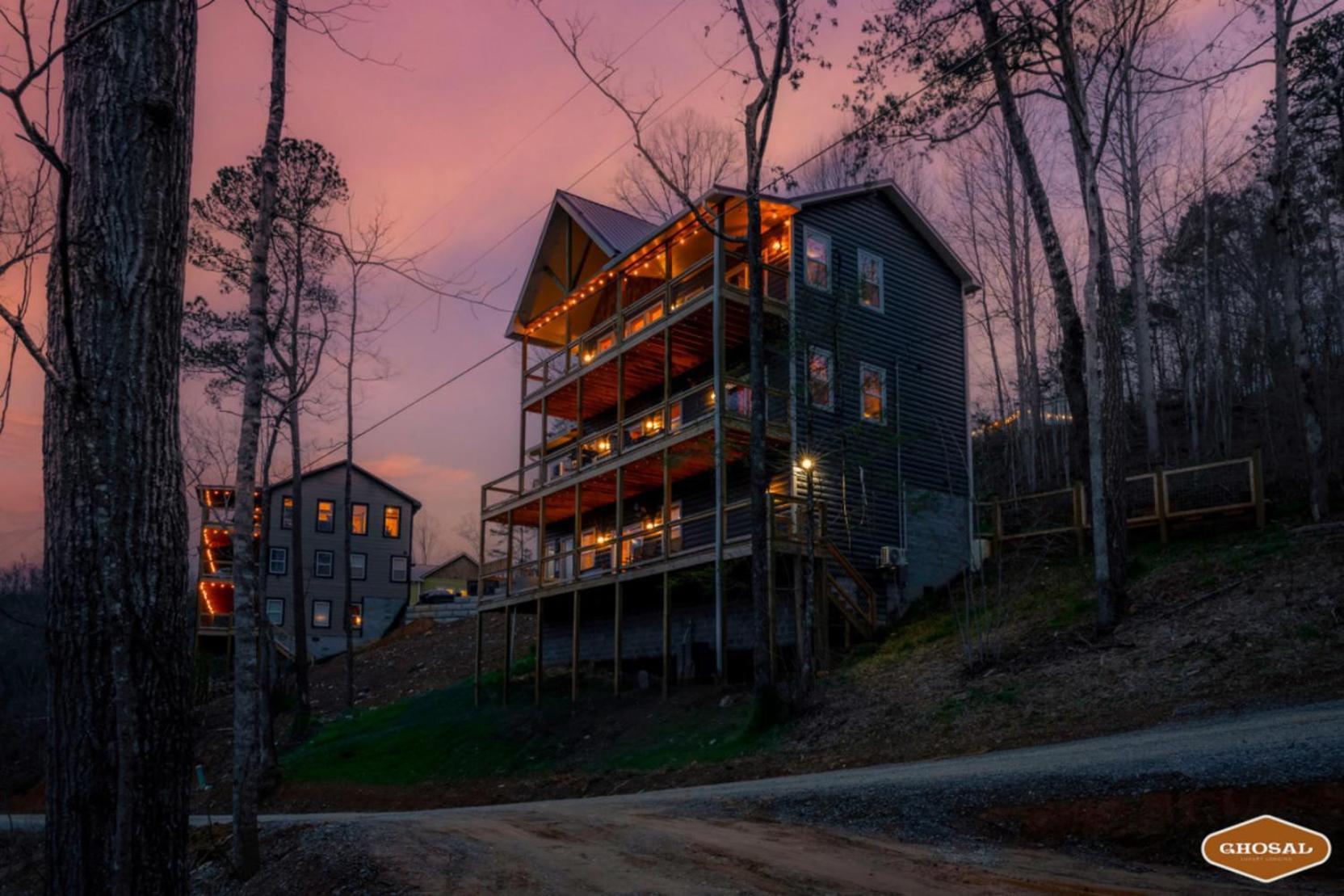Tranquil Mountain Getaway By Ghosal Luxury Lodging Gatlinburg Extérieur photo